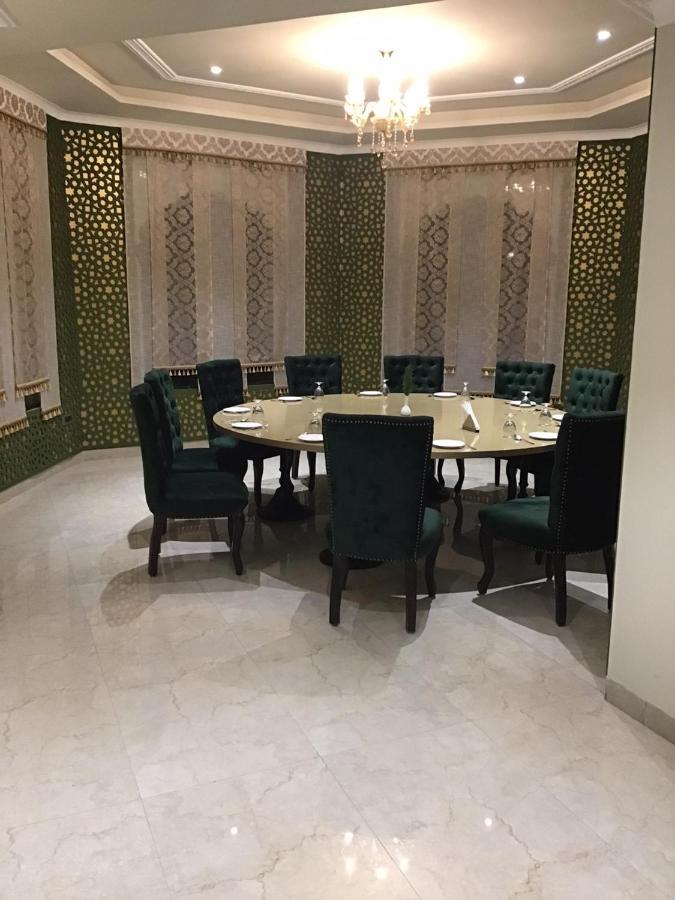 Indralok Palace Hotel & Resort Morena Luaran gambar